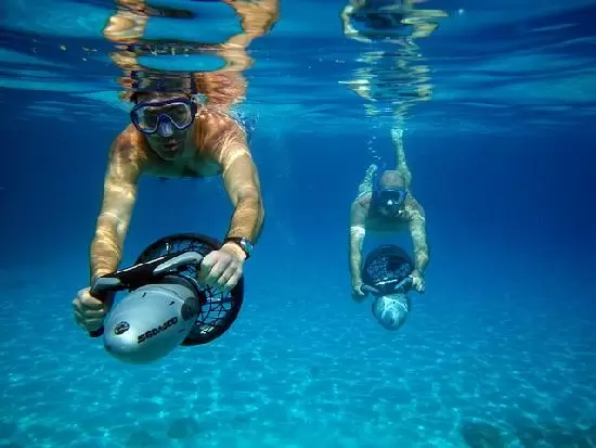 650c9f92250dc8ae8af1c2cb_sea-scooter-snorkeling